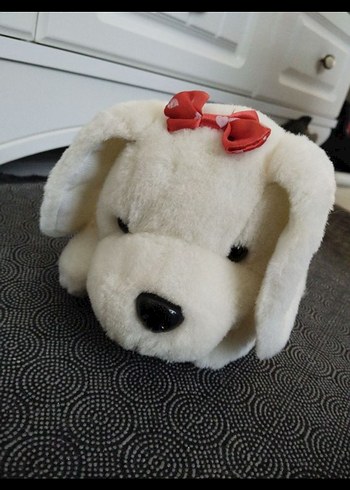 Diğer Kırmızı Fiyonk Detaylı Beyaz Peluş Oyuncak Köpek