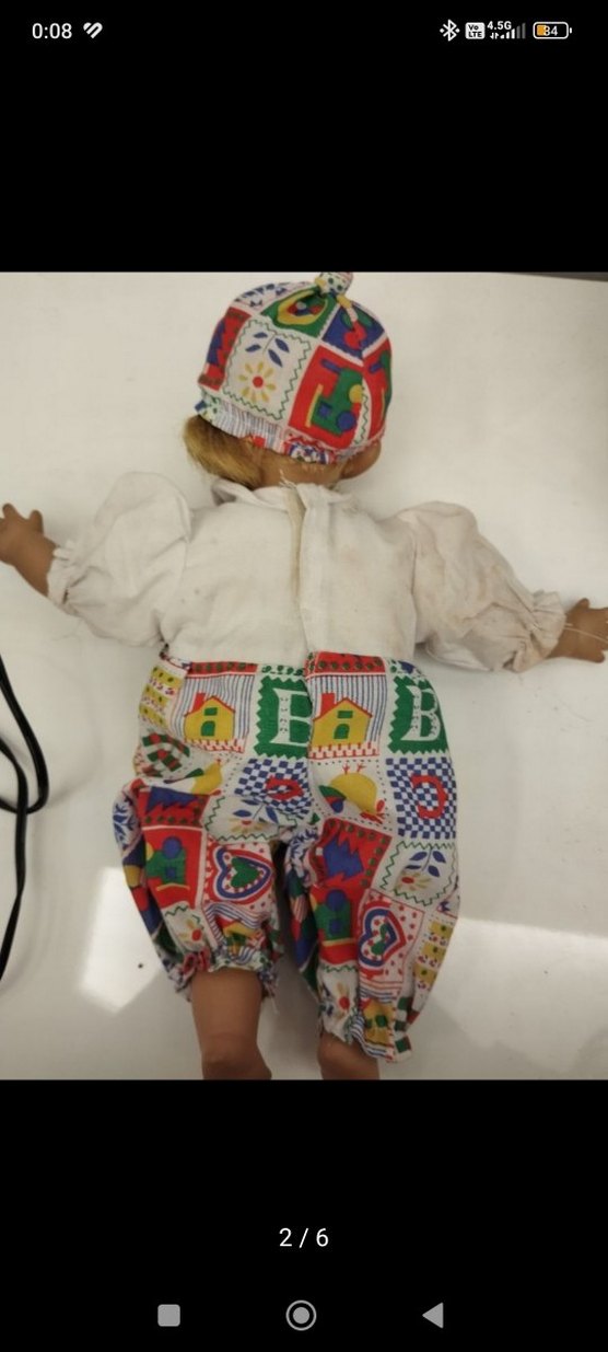 Renkli Desenli Kıyafetli Porselen Bebek - Görsel 2