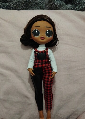 Barbie L. O. L omg bebek