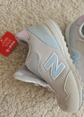 Kız Çocuk Gri Cırtcırtlı Spor Ayakkabı - Görsel 3