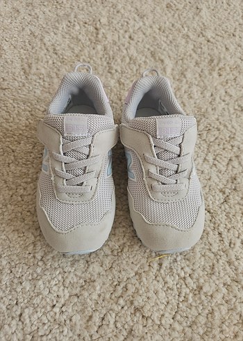 Kız Çocuk Gri Cırtcırtlı Spor Ayakkabı - Görsel 2