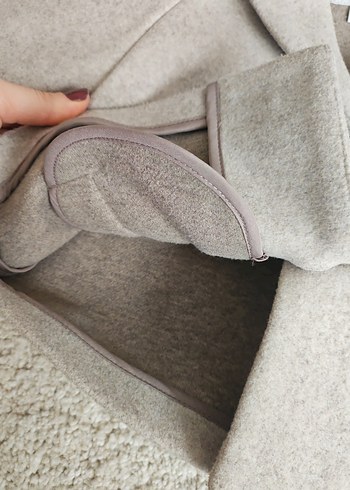 Kız Çocuk Bej Yün Kaban - Görsel 3