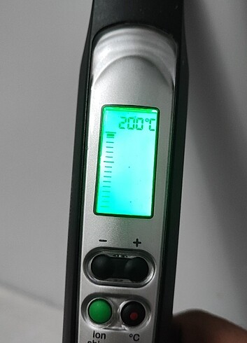 Braun Saç Düzleştiricisi - Görsel 3