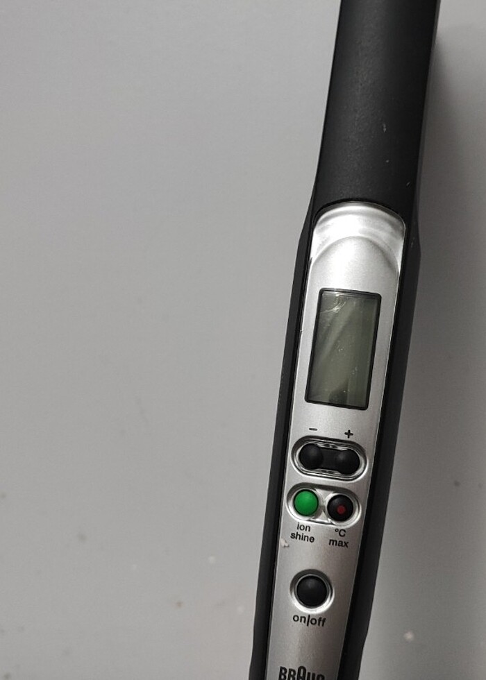 Braun Saç Düzleştiricisi - Görsel 2