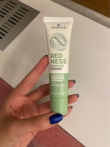 essence primer
