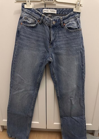 BERSHKA jean