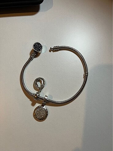 Gümüş Pandora charm