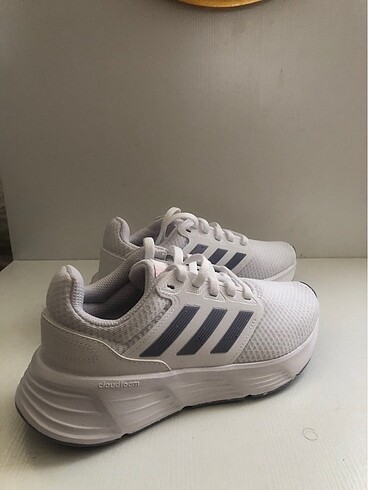 Adidas 36 KADIN ADİDAS AYAKKABI