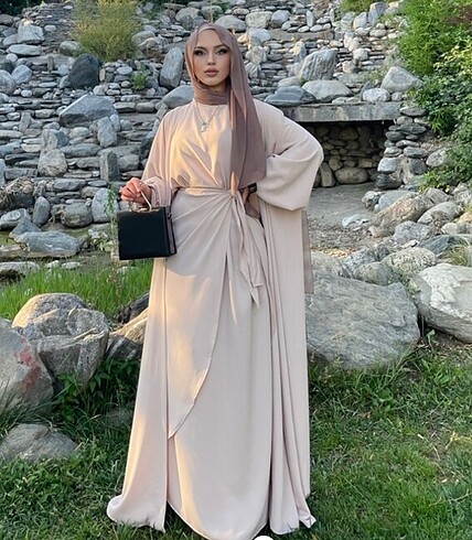 Krem sıfır abaya takım