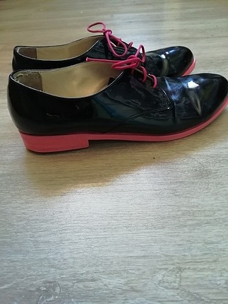 American Retro siyah ve pembe klasik ayakkabı