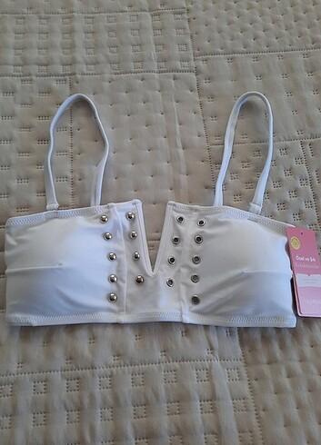 Bikini üstü