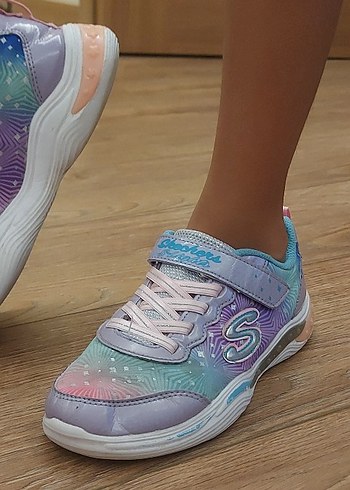 32 Beden Kız Çocuk skechers spor ayakkabi