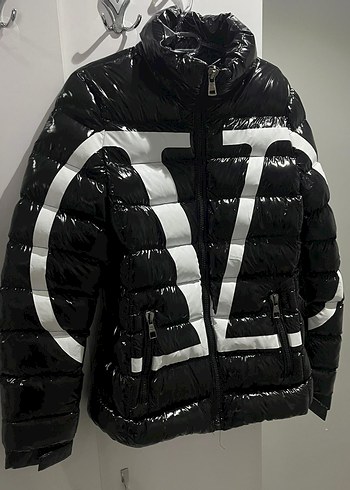 Moncler m