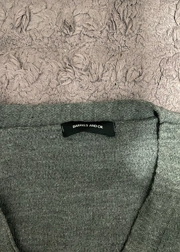 Gri Düğmeli Kadın Yün Hırka - Görsel 2