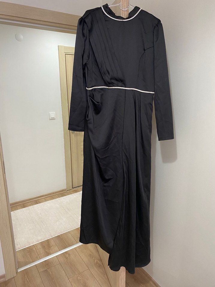 Siyah tesettür abiye - Görsel 2