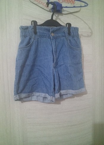 Kadın Mavi Kemerli Bol Kesim Mini Kot Şort