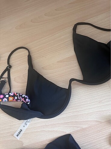 s Beden Bir sürü bikini çoğu yeni