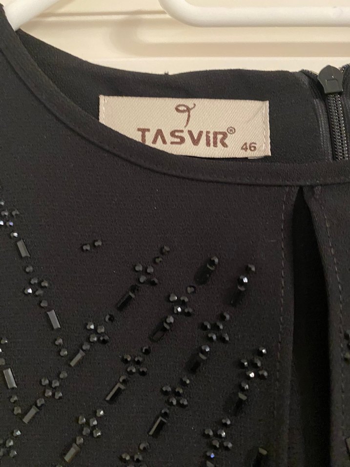 Siyah taş işlemeli abiye - Görsel 4