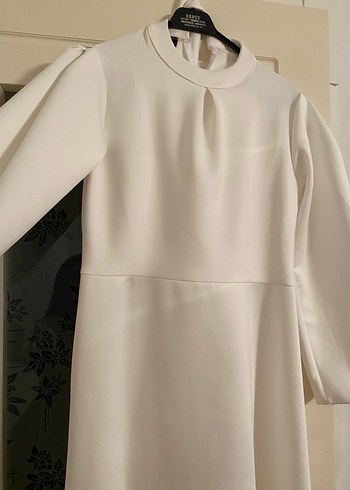 Beyaz Uzun Kollu  Uzun Elbise - Görsel 4