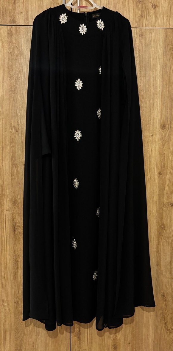 Siyah İşlemeli Uzun Kollu Kadın Elbise - Görsel 2