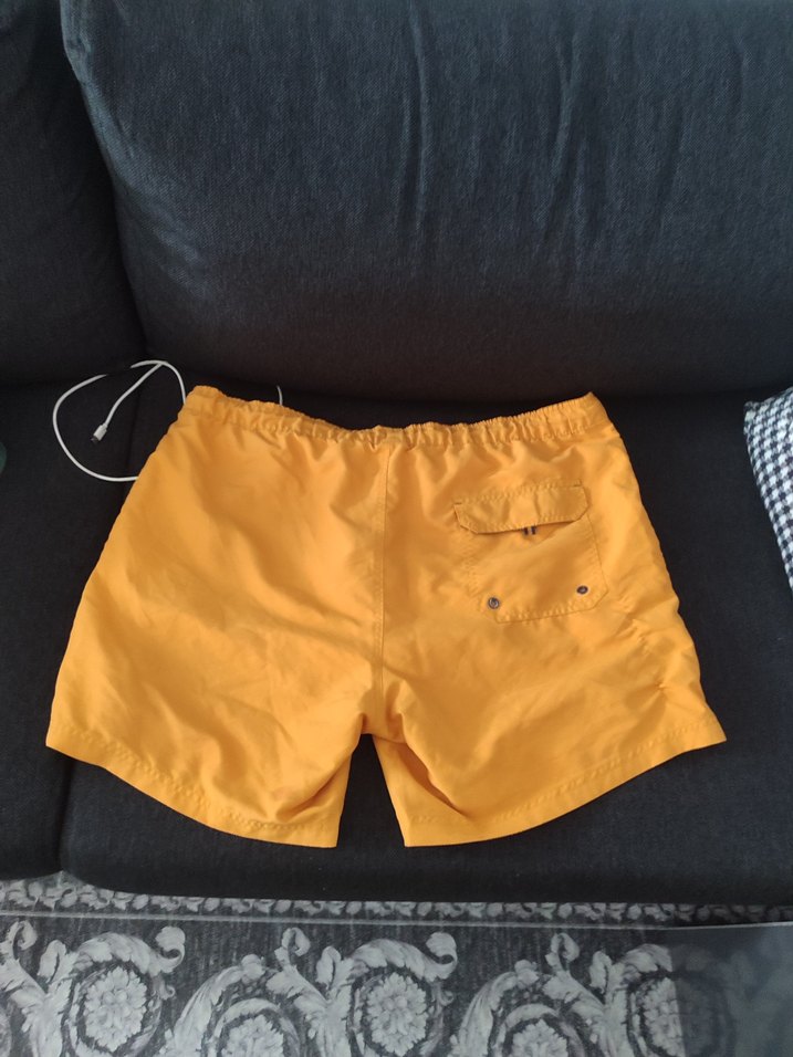 Sarı Kemerli Erkek Mini Şort - Görsel 2