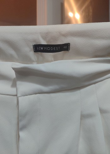 Beyaz Pilili Midi Kumaş Pantolon - Görsel 3