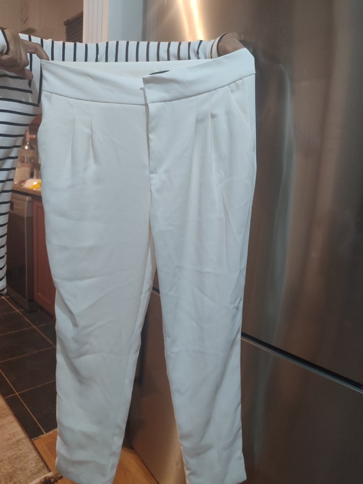 Beyaz Pilili Midi Kumaş Pantolon - Görsel 2