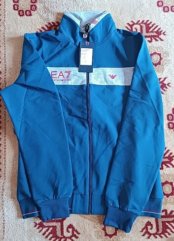 l Beden lacivert Renk Eşofman takımı 