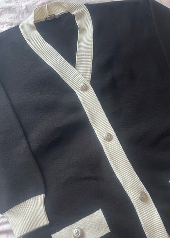 Düğmeli Siyah Midi Kadın Hırka - Görsel 2