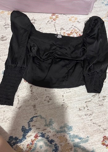 Siyah Fırfırlı Gotik Mini Bluz