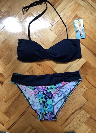Lacivert bikini