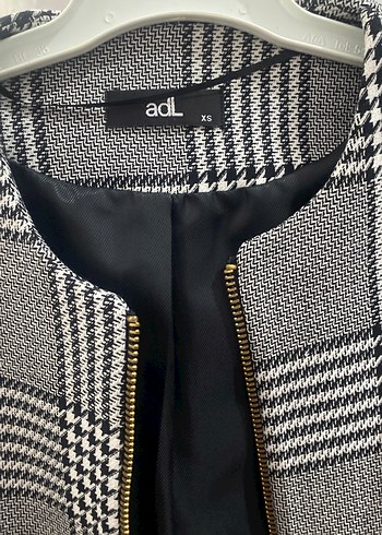 Gri Ekoseli Fermuarlı Kadın Blazer - Görsel 2