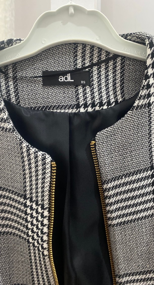 Gri Ekoseli Fermuarlı Kadın Blazer - Görsel 2