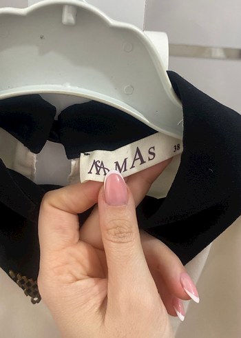 Parlak Beyaz Siyah Yaka Kadın Gömlek - Görsel 3