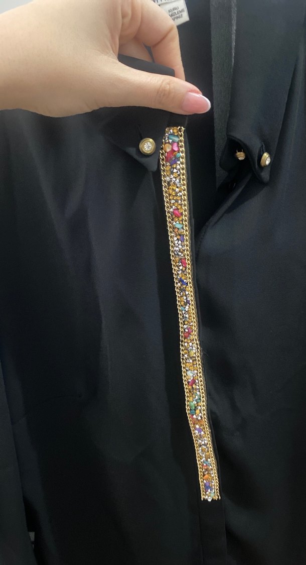 Siyah Düğmeli Kadın Gömlek - Görsel 4