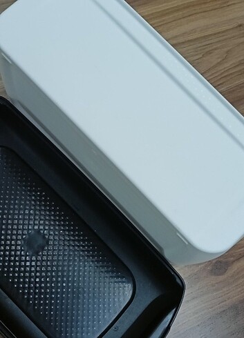 Beden Tupperware ekmek kutusu 