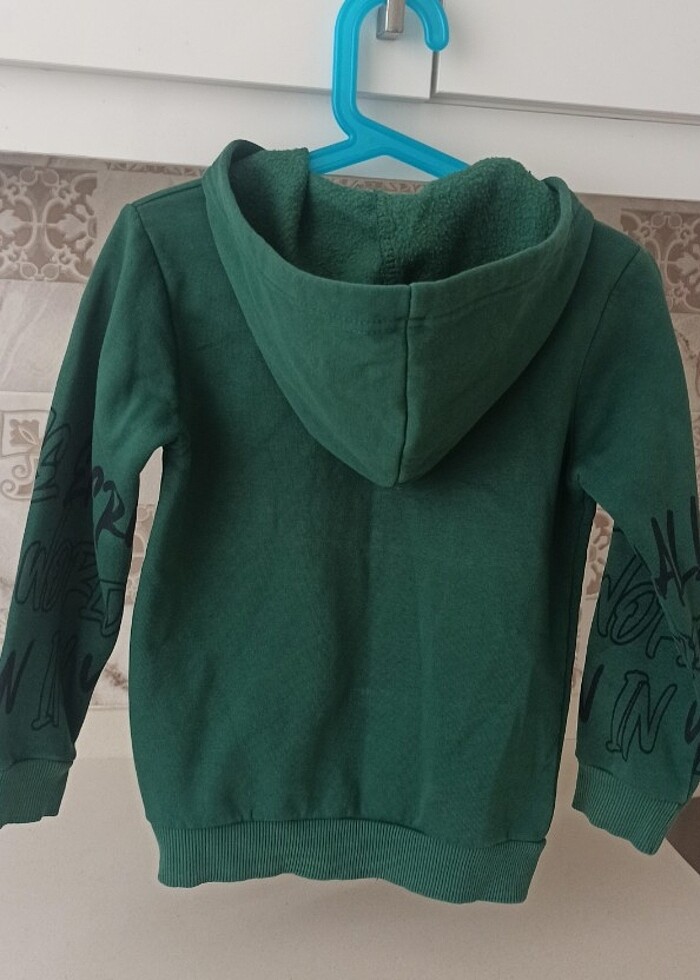 ERKEK ÇOCUK ŞORT VE KAPŞONLU  - Görsel 3