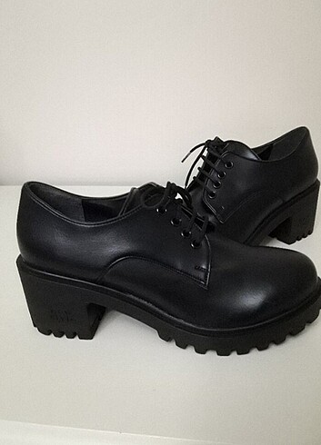 Bayan siyah cilt topuklu ipli babet oxford kalın taban ayakkabı 