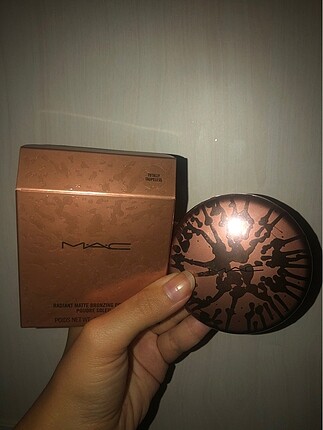 Mac bronzer