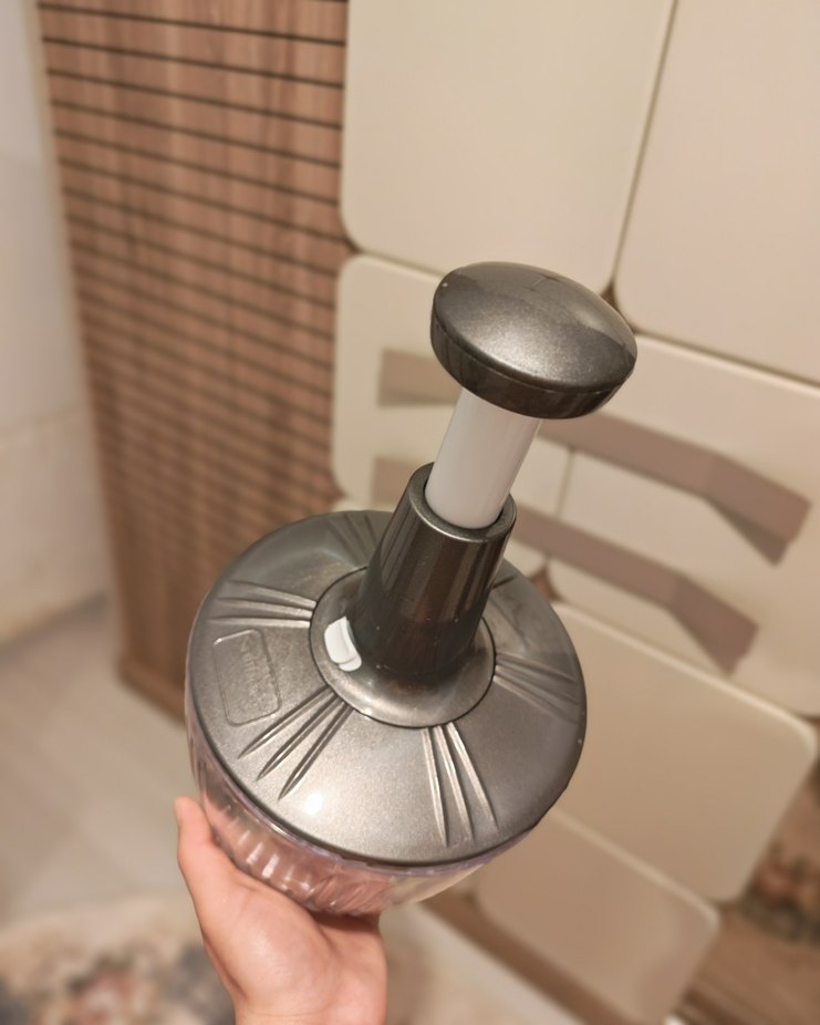 Gri Plastik Mutfak Doğrayıcı - Görsel 3