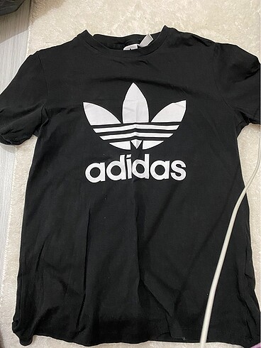 Adidas tişört