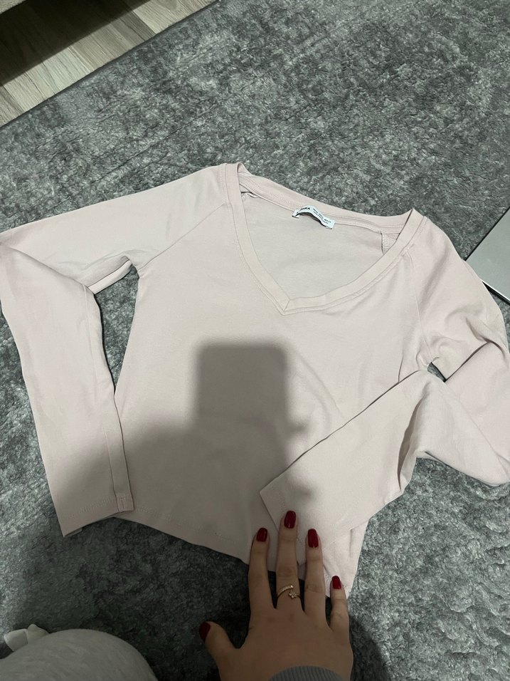 Bershka V Yaka Düğmeli Hamile Gömleği - Görsel 3