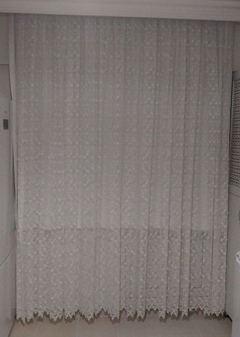 Çiçek desenli uzun tül perde - Görsel 2