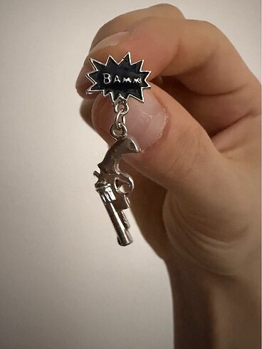 Erkek tekli tabanca model küpe - Görsel 3