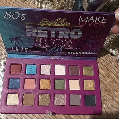 Beden Renk Newwell Retro vintage 18?li far paleti
