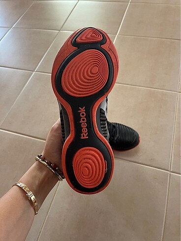38 Beden siyah Renk Reebok Bayan