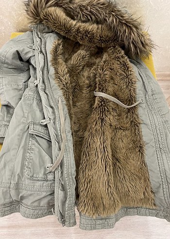 Abercrombie & Fitch s