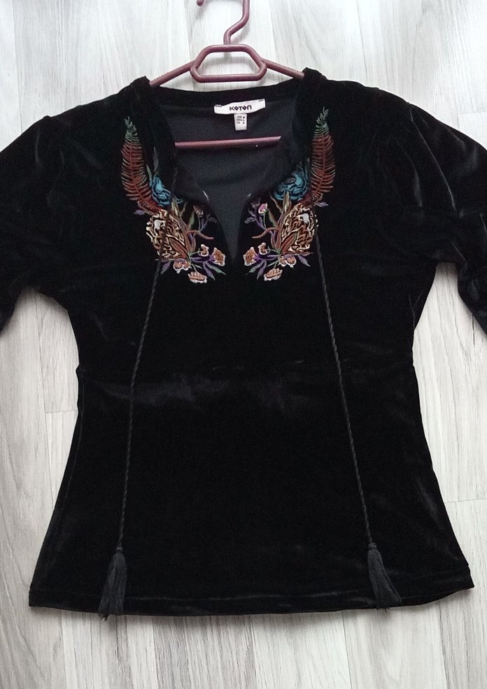 Uzun Kollu İşlemeli Siyah Bohem Bluz - Görsel 4