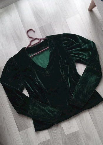 Yeşil Kadife V Yakalı Gotik Bluz - Görsel 3