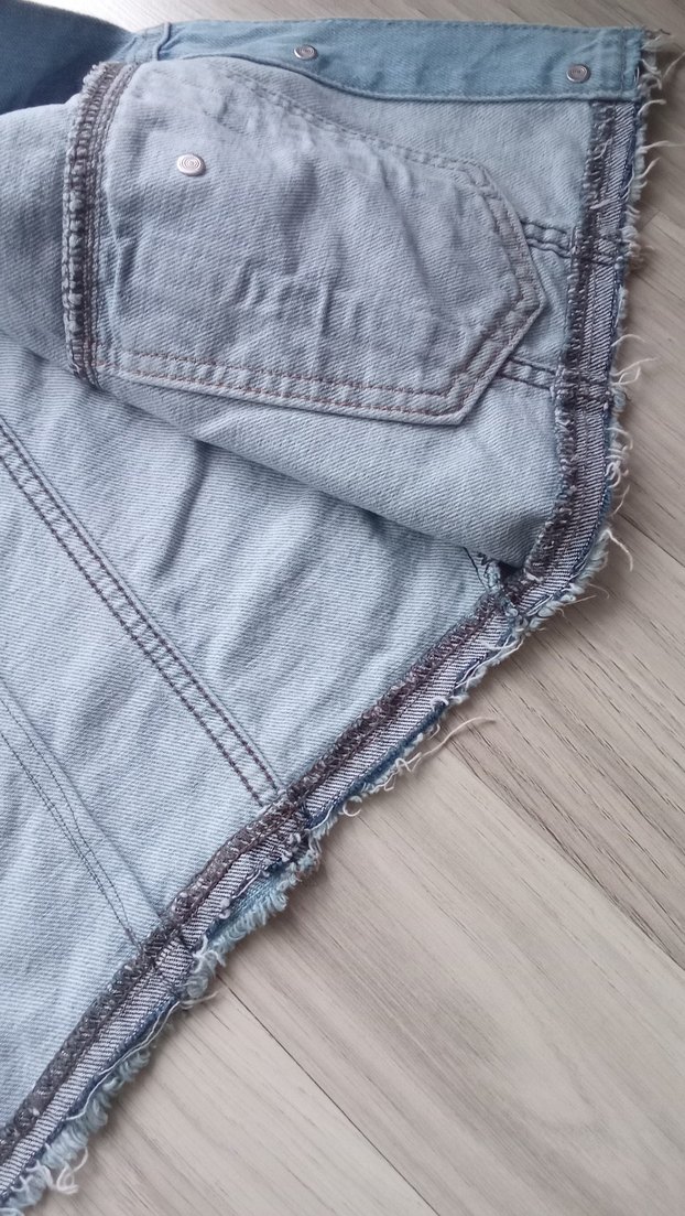 Düğmeli Mavi Kolsuz Denim Ceket - Görsel 4